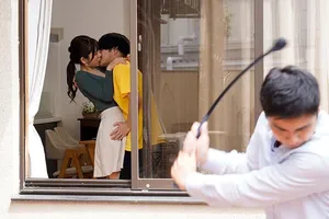 VIXEN Emily là cô gái hư hỏng hoàn hảo mà Manuel không thể cưỡng lại