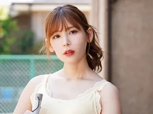 Em gái kế dâm đãng bú cu cứng và xuất tinh vào bên trong - EmiliaBunny